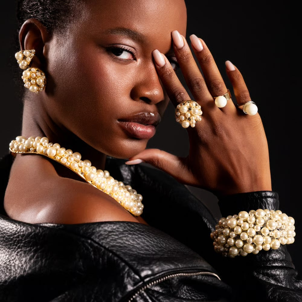 PEARL STUD EARRINGS
