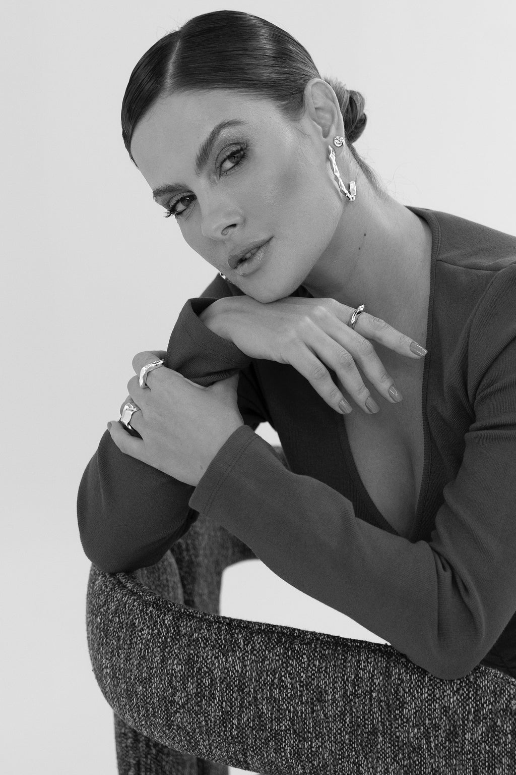 REFLEXO HOOP EARRINGS