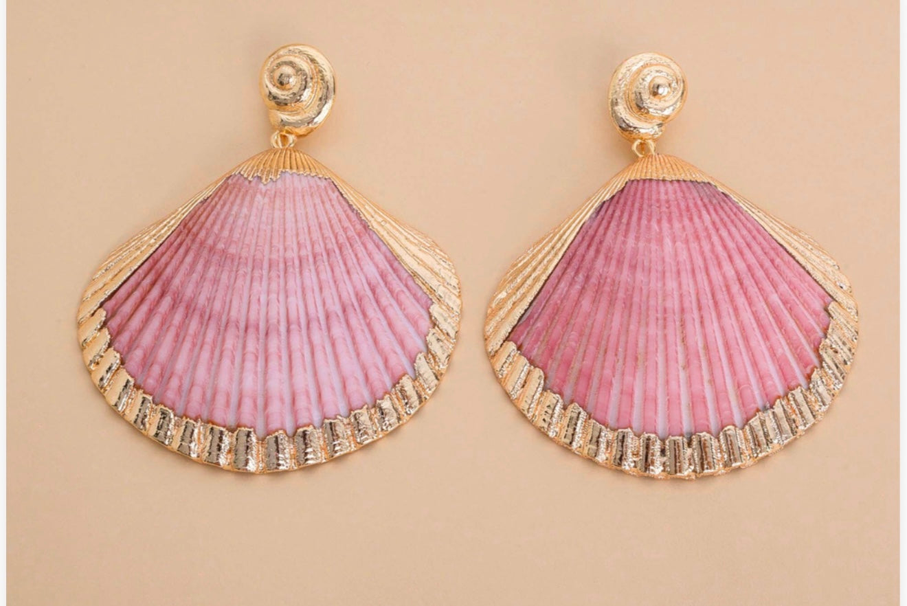 NATURAL SHELL EARRINGS