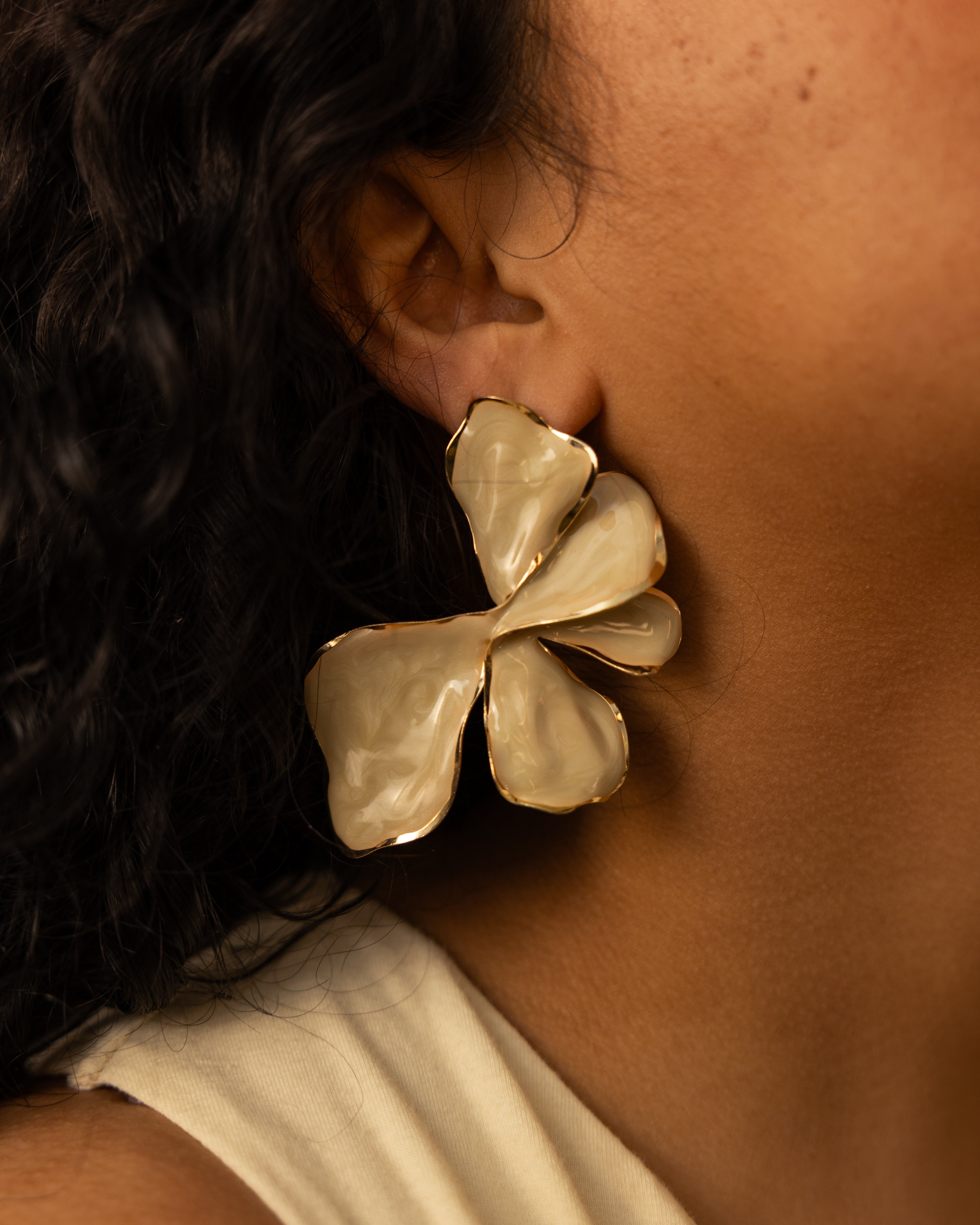 MAXI PETALS EARRINGS