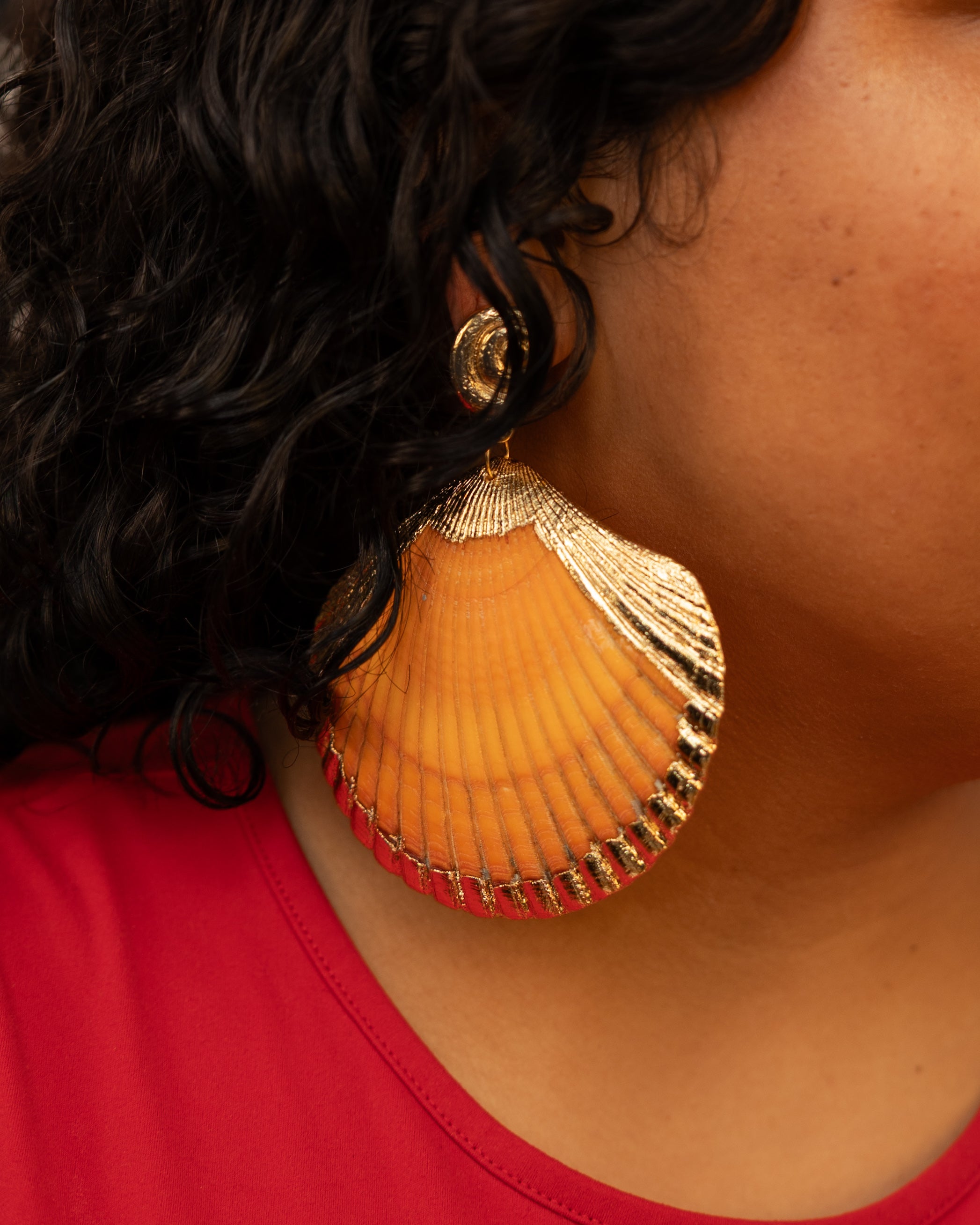 NATURAL SHELL EARRINGS